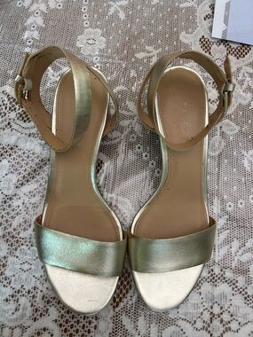 Talbots Metallic Gold Open-Toe Ankle-Strap Heels size 8